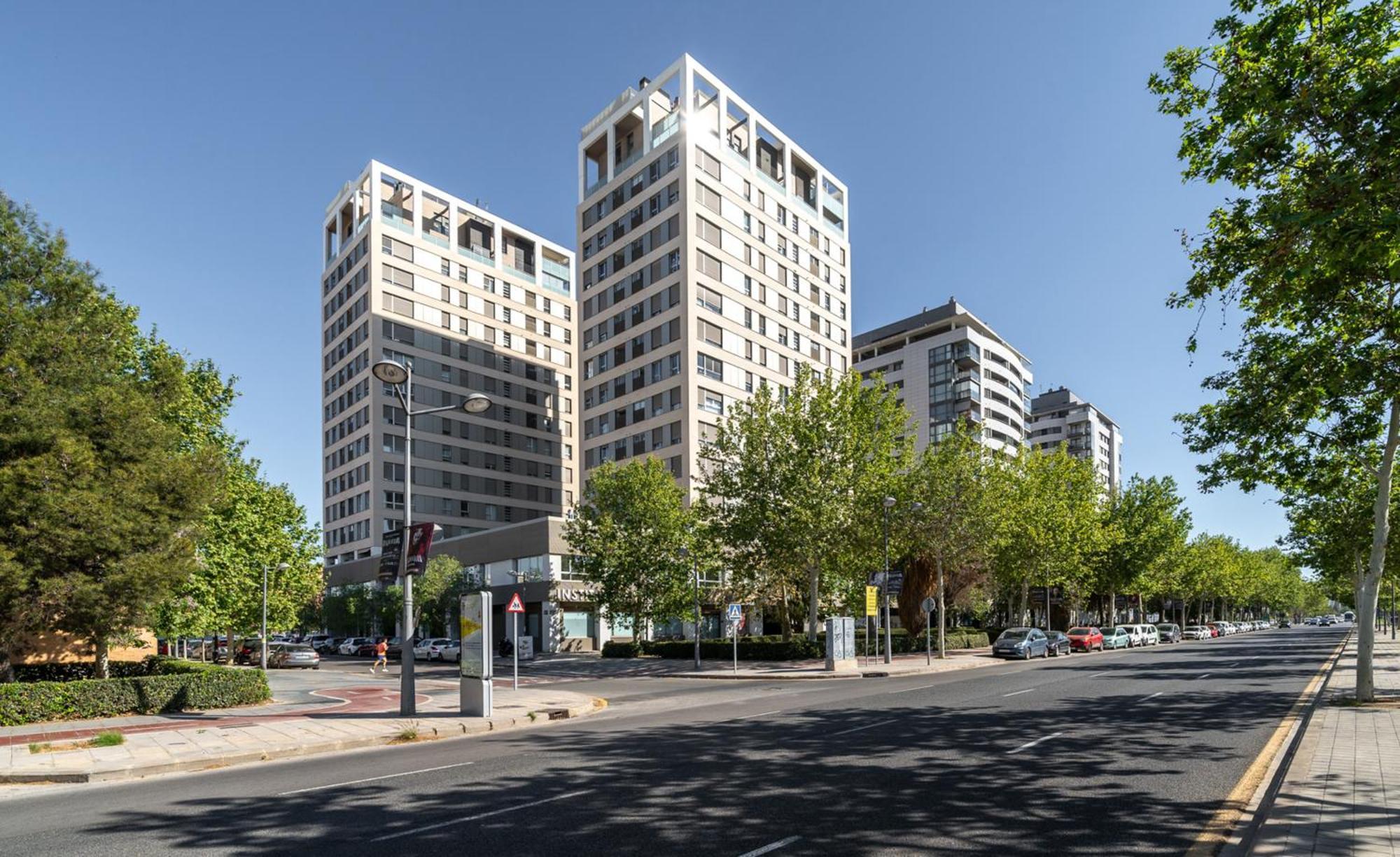 Limehome Valencia Carrer D'Antonio Ferrandis ภายนอก รูปภาพ