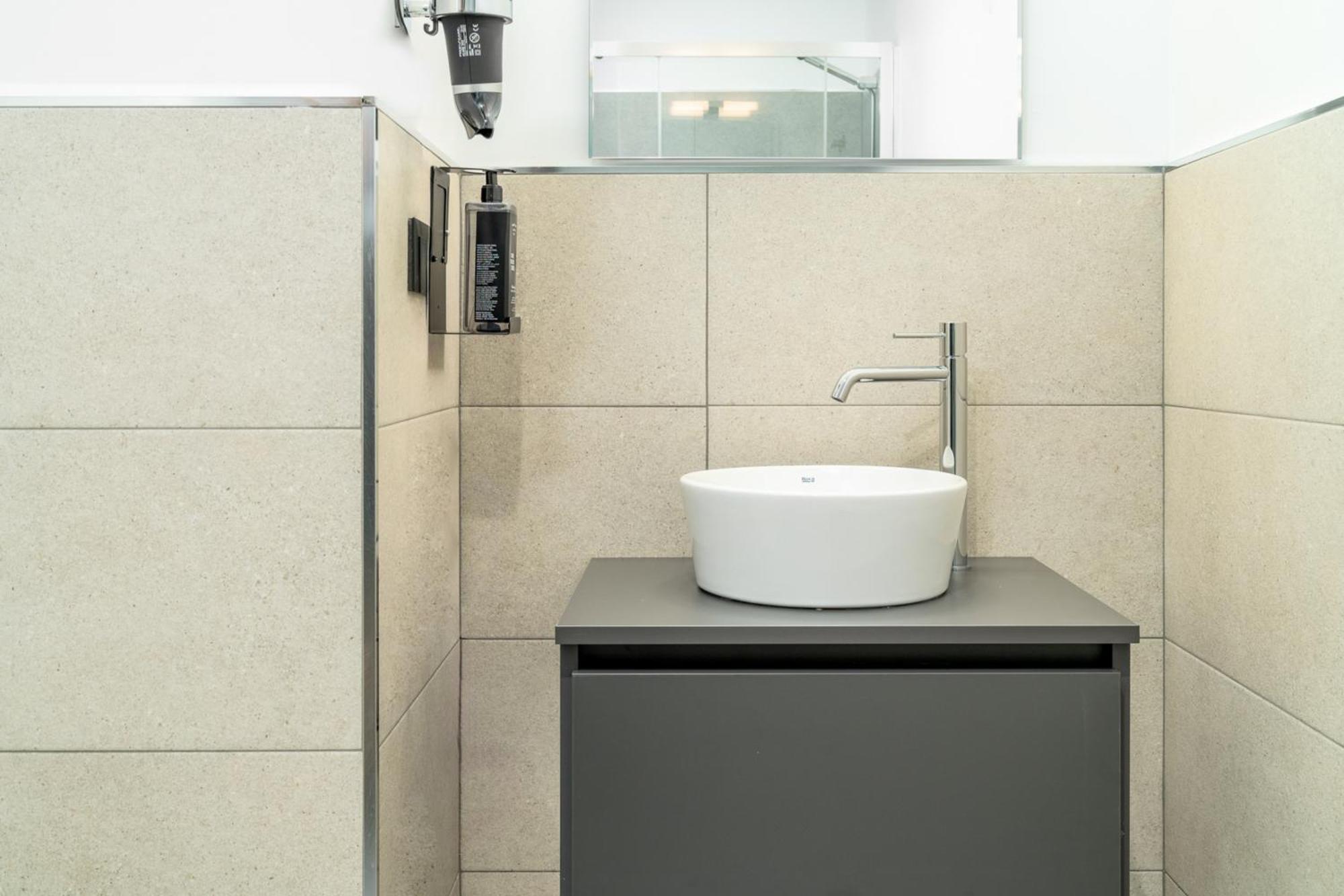 Limehome Valencia Carrer D'Antonio Ferrandis ห้อง รูปภาพ